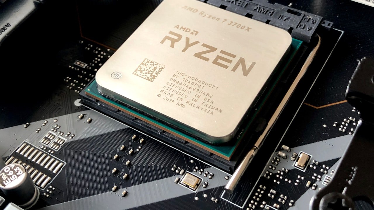 Why Your Industrial Panel PC is Ideal for Gaming