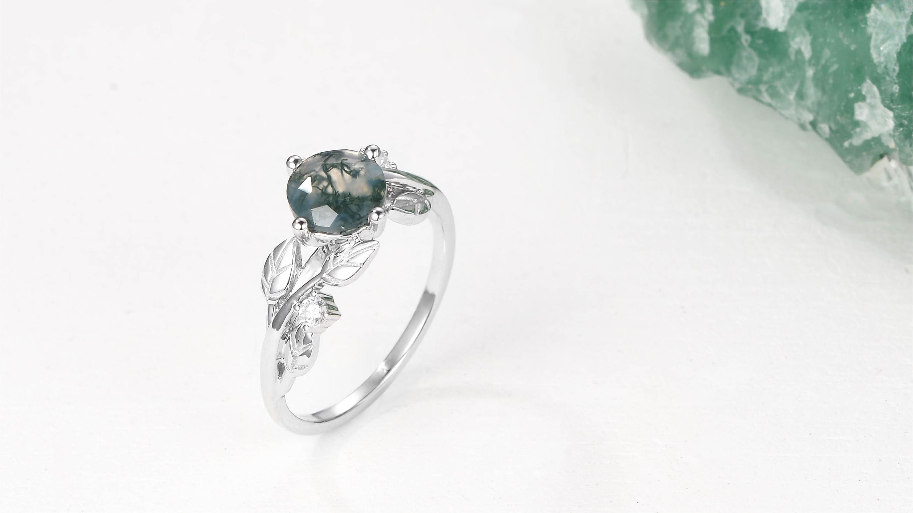 Why are Nature-Inspired Rings Likely to Captivate Couples' Hearts for Generations to Come?