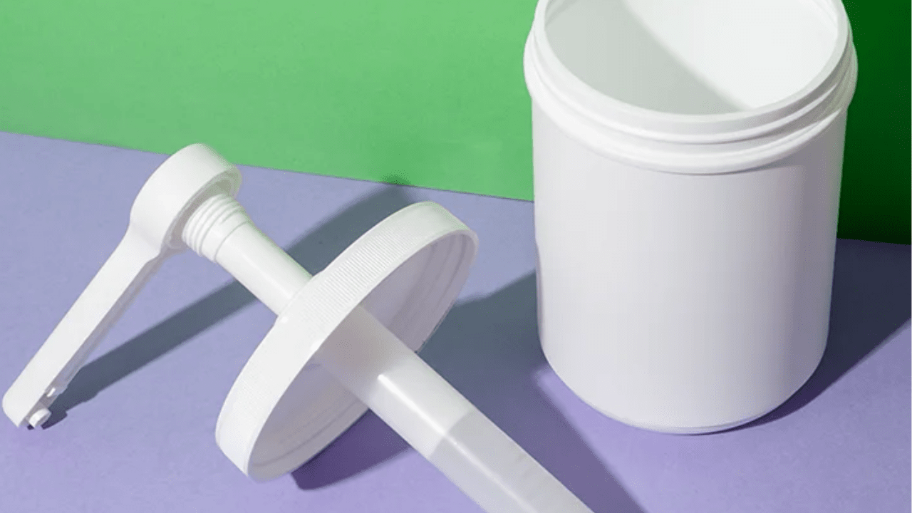 How Can A Sauce Dispenser Pump's Clogging Be Prevented?